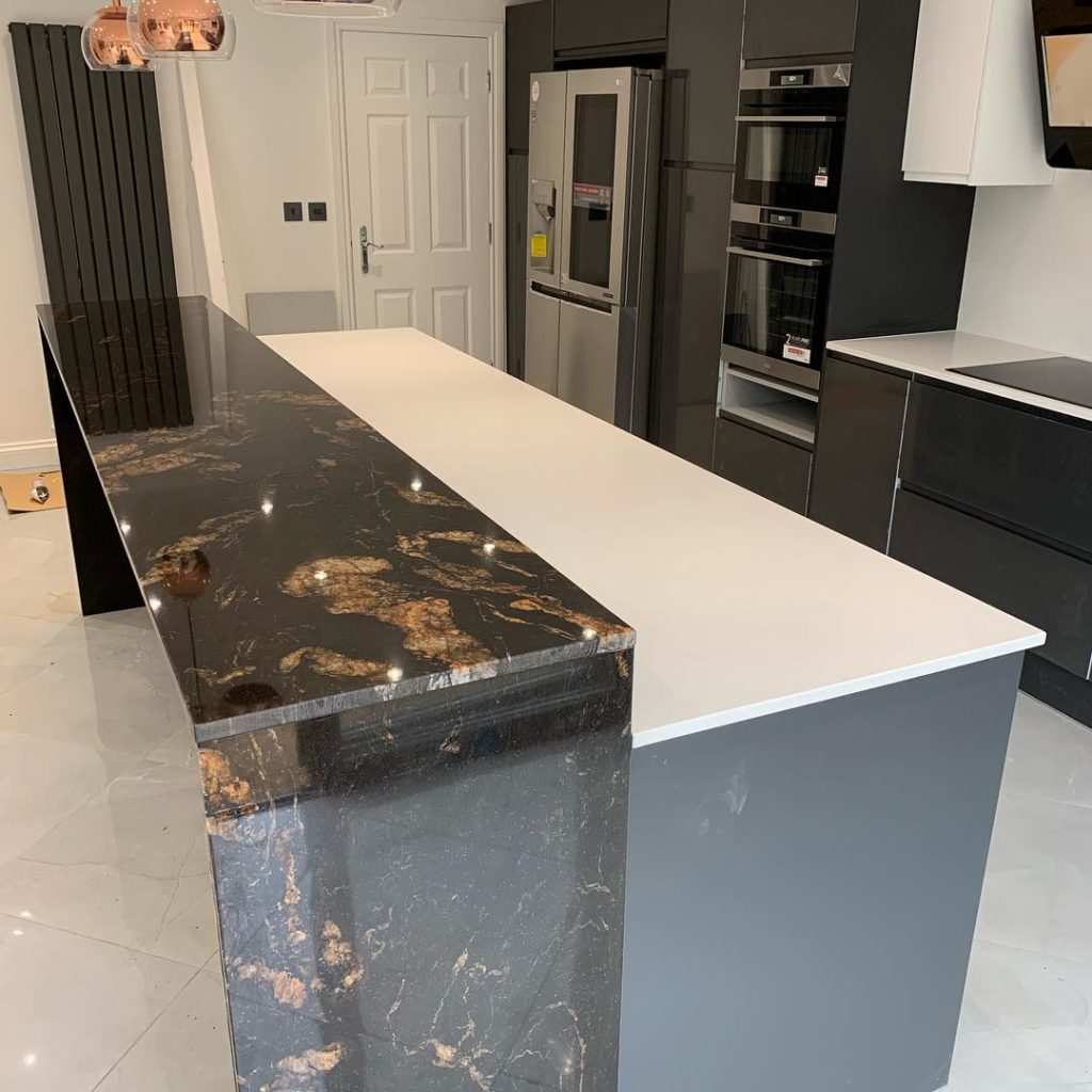 20mm Pure White Quartz and 20mm Black Fusion Granite