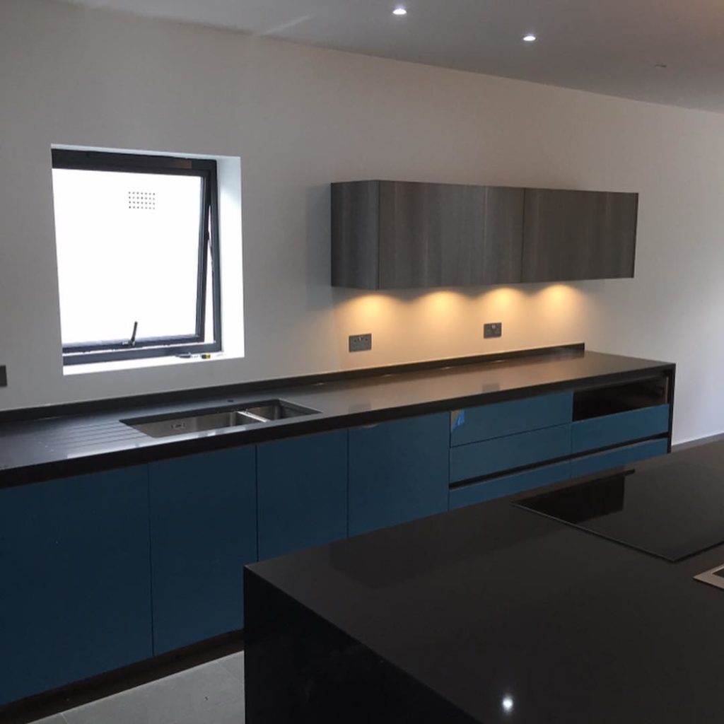 30mm Dark Grey Quartz