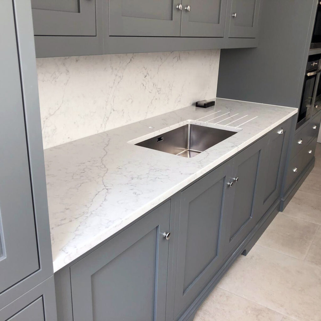 30mm Calacatta Valencia Quartz Worktop